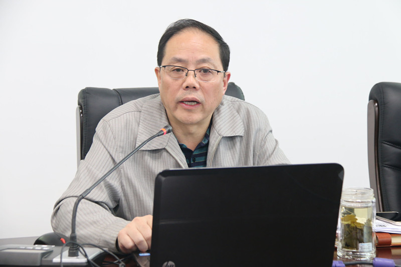 何元軍_副本.jpg